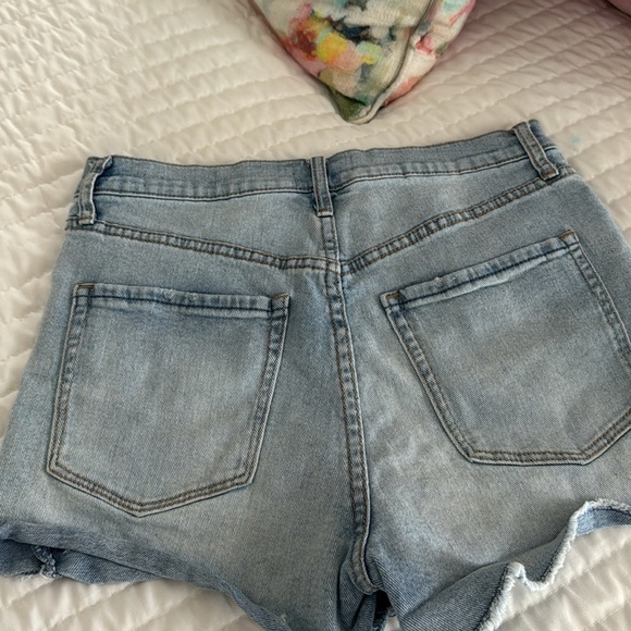 Jean shorts - Picture 3 of 4